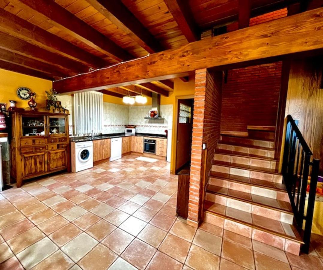 Spacious House In Ogassa With Terrace And Bbq Екстер'єр фото